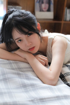 男人和女人在一起肌肌对肌肌的